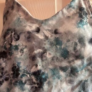 Lululemon Size 0 spots bra